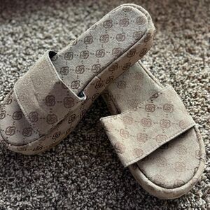 Unbranded Women's Tan and Brown Sandals